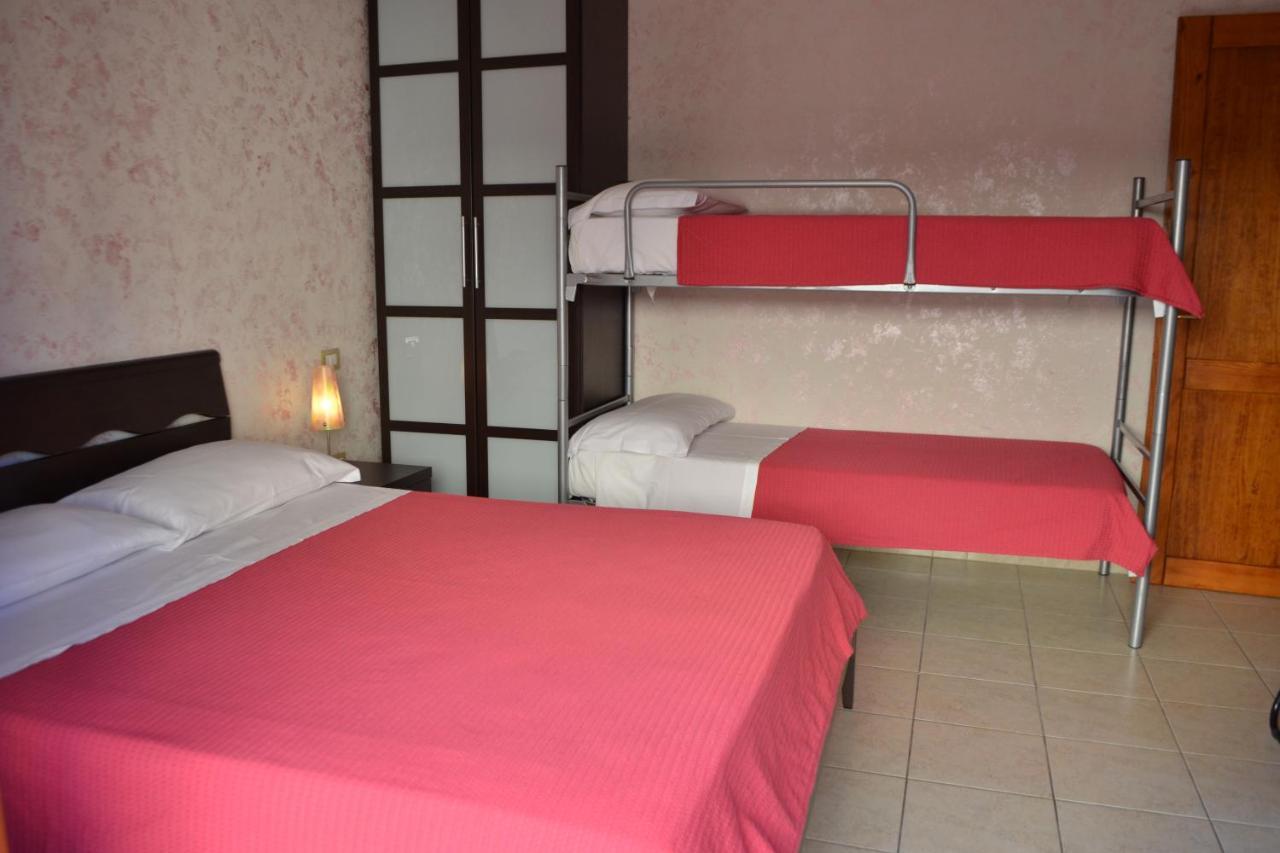 Sa Marina Bed & Breakfast La Caletta Dış mekan fotoğraf