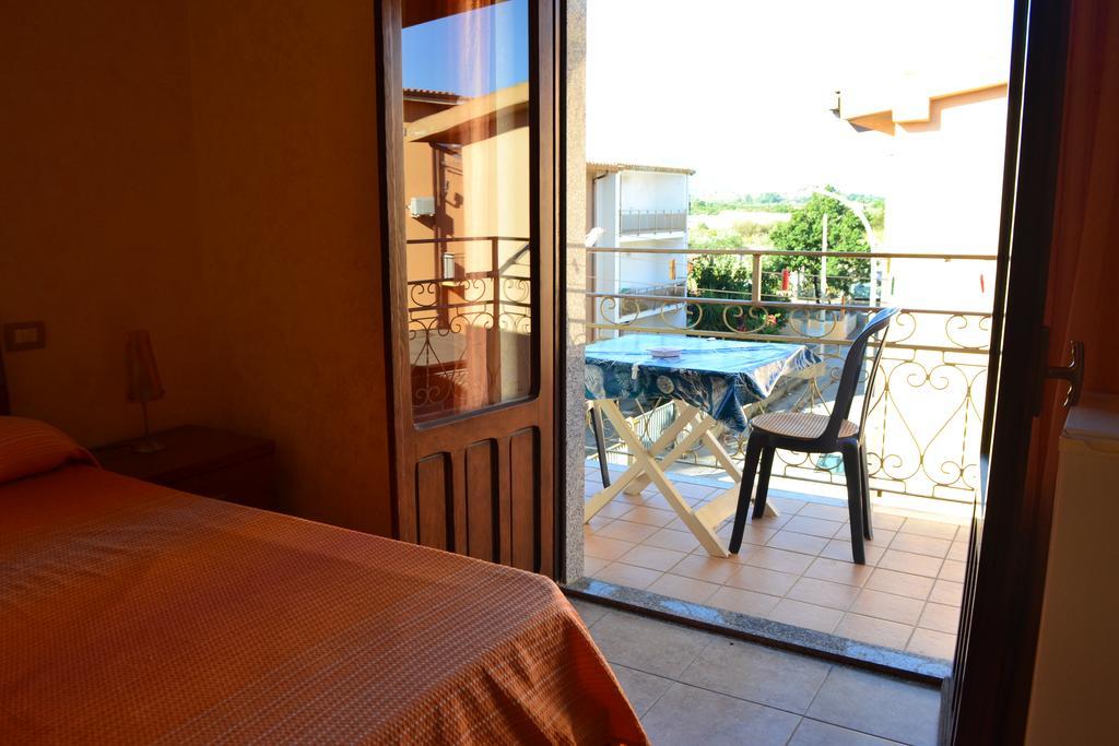 Sa Marina Bed & Breakfast La Caletta Dış mekan fotoğraf